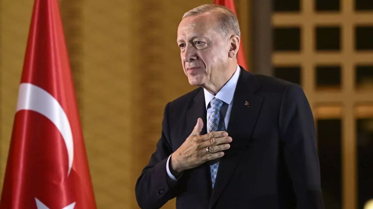 Cumhurbaşkanı Erdoğan Mısır temaslarını tamamlayıp yurda döndü