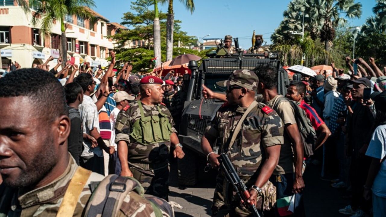 Madagaskar'da ordu yönetime el koydu: 'Z Kuşağı da bizden'