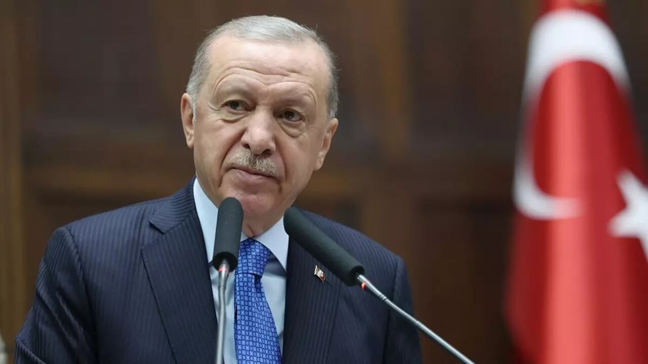 Erdoğan, Toprak Razgatlıoğlu'nun tarihi şampiyonluğunu kutladı