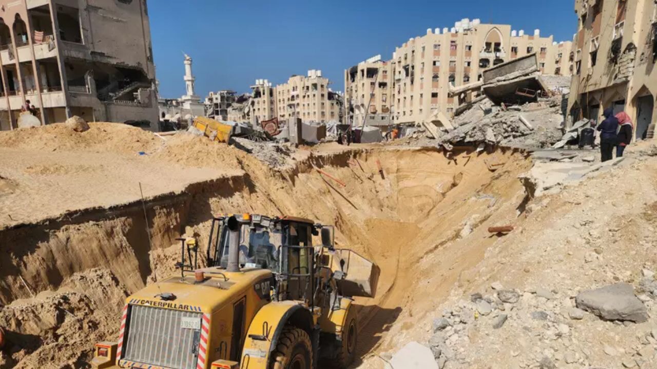 İsrail'in saldırıları ceset arama operasyonlarını sekteye uğratıyor