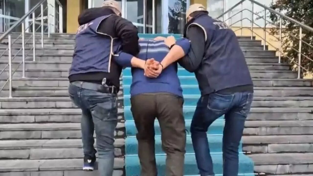 Kayseri'de FETÖ firarilerine operasyon!