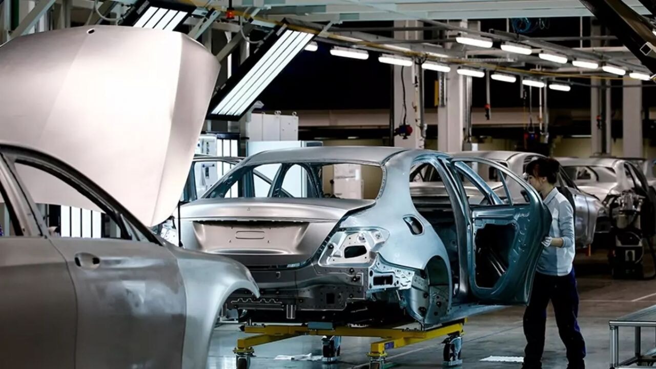 Otomobil üretiminde tarihî düşüş!