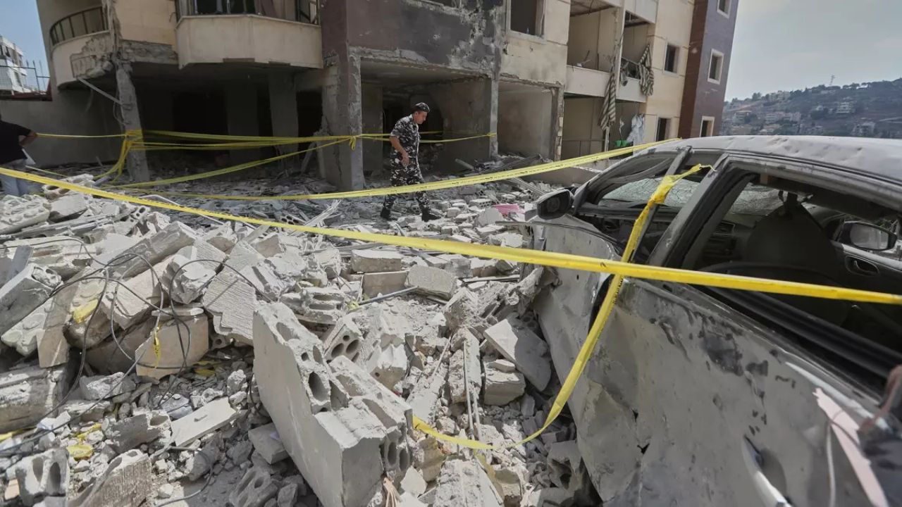 İsrail'den Lübnan'a kanlı saldırı