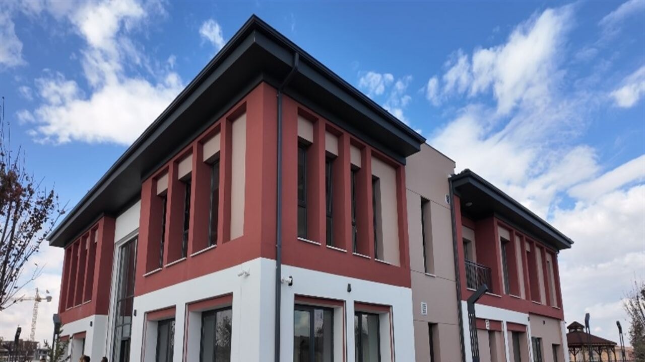 'Yüzyılın Konut Projesi': TOKİ Başkanı Sungur'dan 'örnek daireli' detaylar