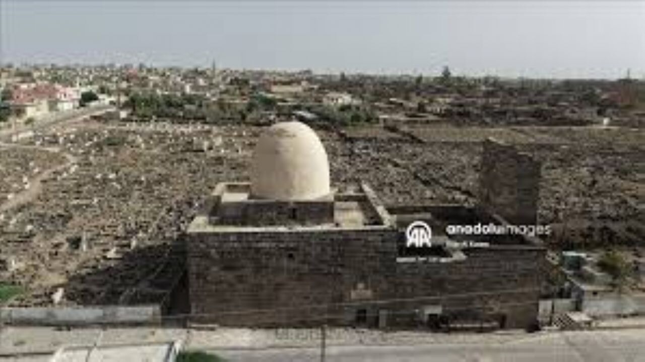 Hz. Muhammed'in Rahip Bahira ile karşılaştığı şehir: Busra