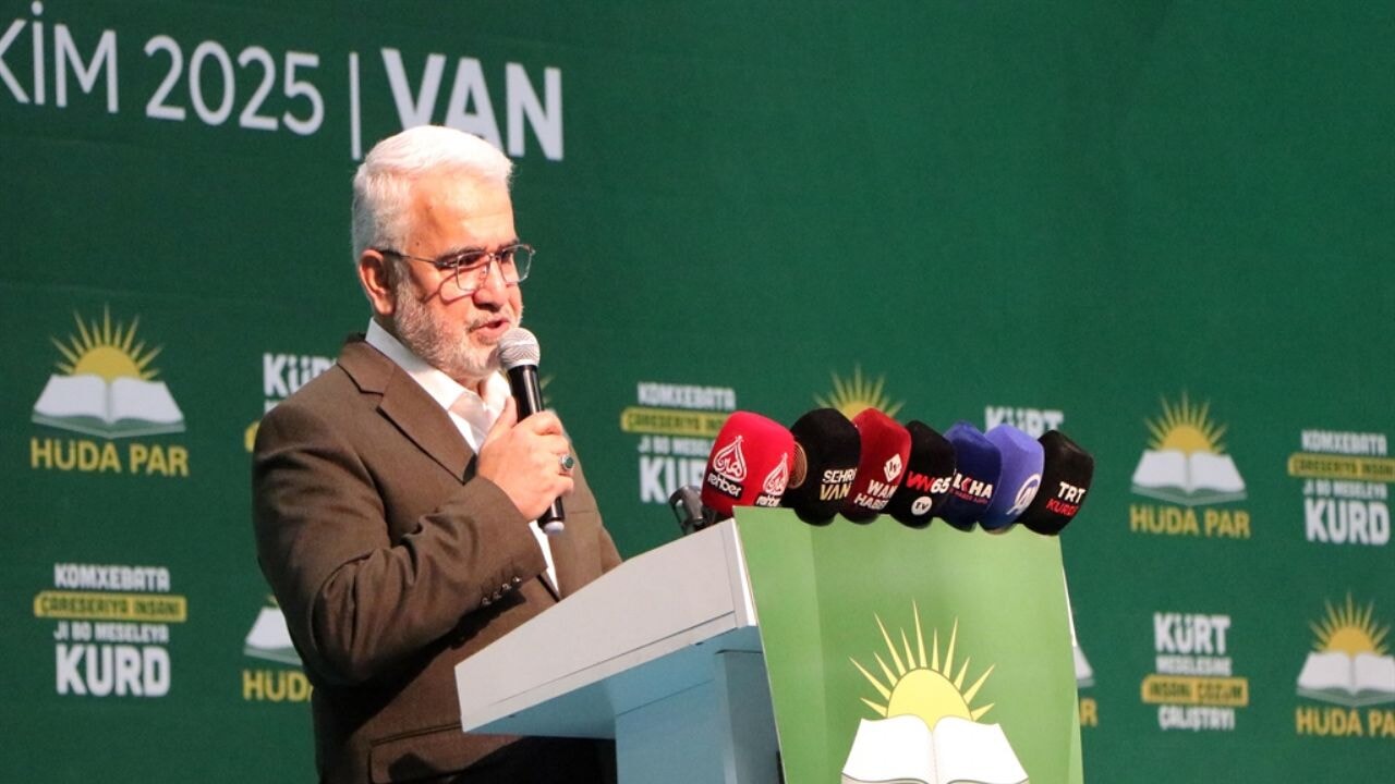 HÜDA PAR lideri Yapıcıoğlu'dan Komisyon'a destek