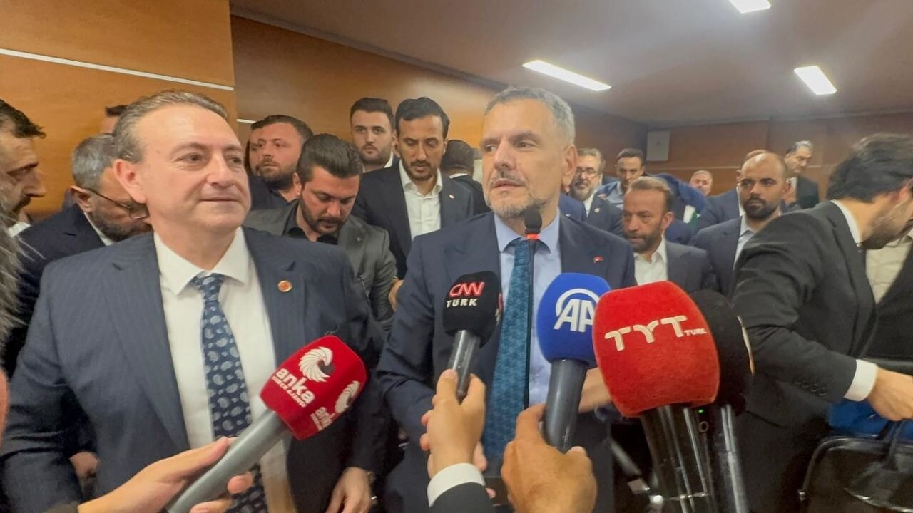 Bayrampaşa'da seçimi Akın kazandı