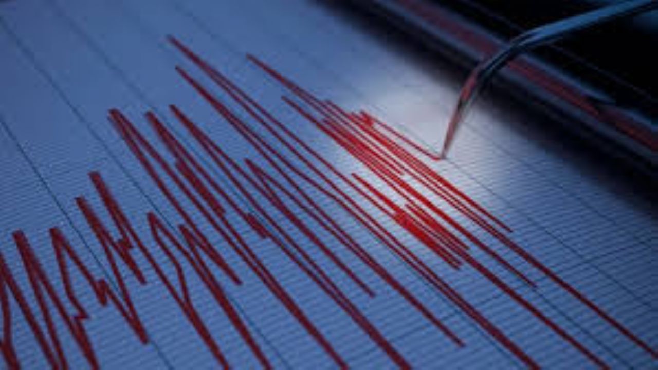 Balıkesir'de şiddetli deprem! Yardım seferberliği başladı