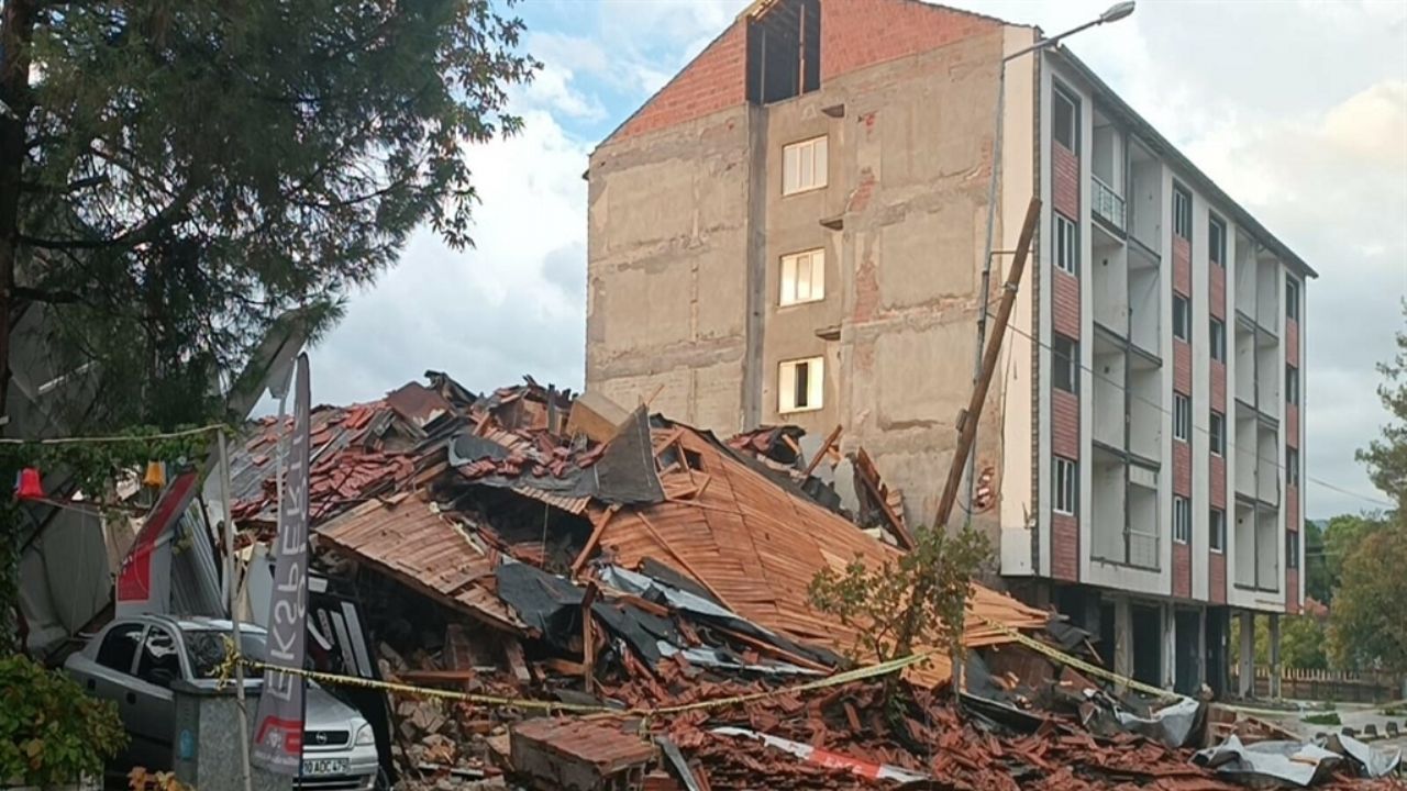 Balıkesir'de 4,6'lık deprem: İzmir ve Bursa'da hissedildi