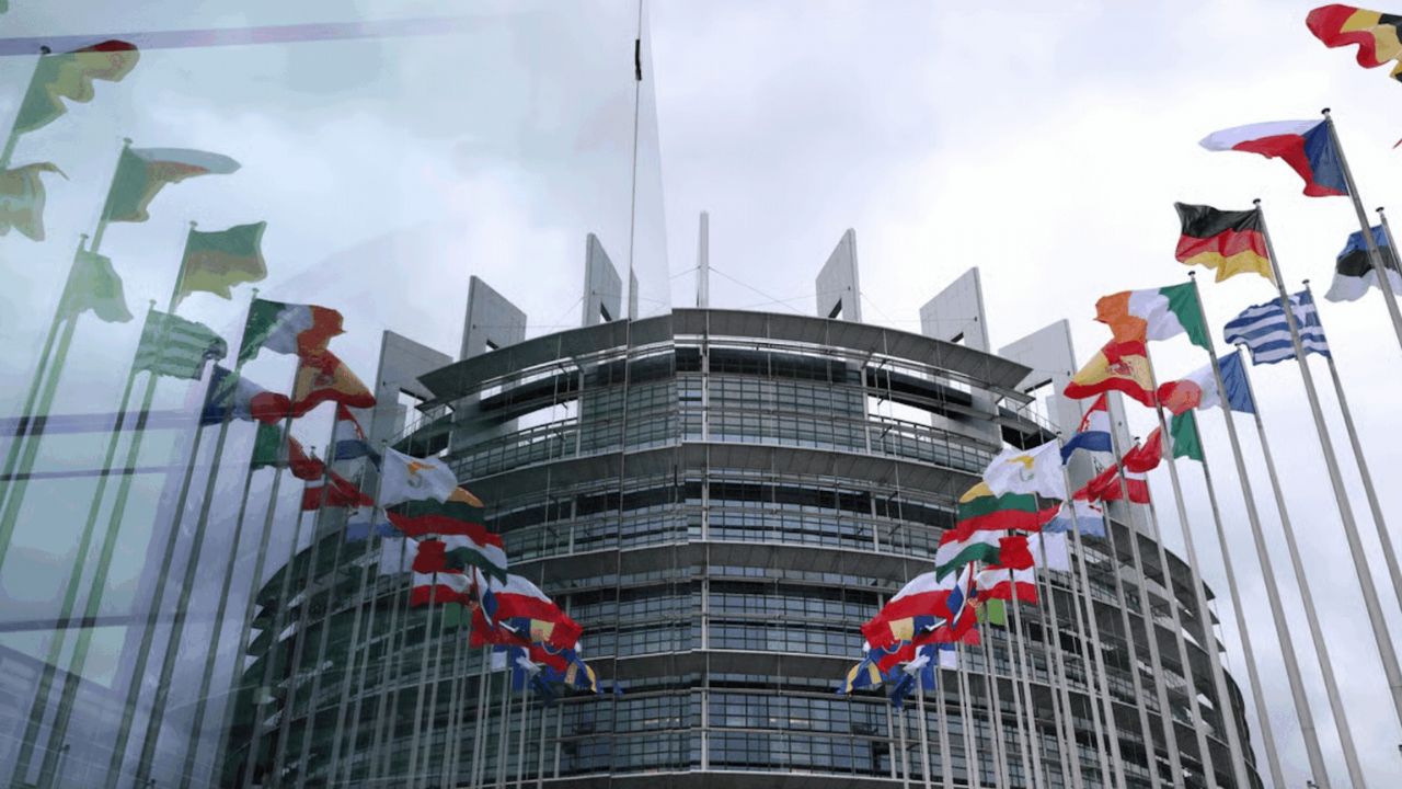 AP'de sağ ittifak: Merkez çöktü, aşırı Sağ yükseldi