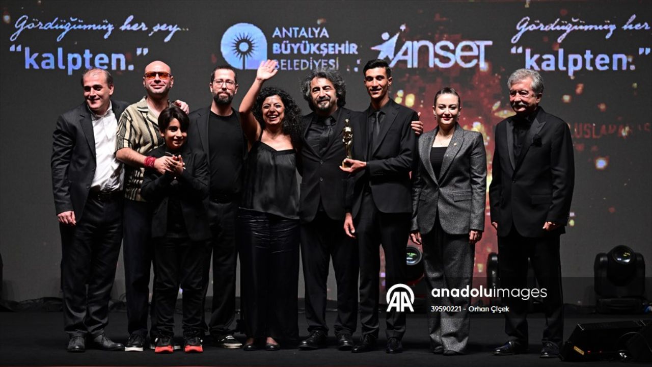 Altın Portakal'da rekor ödül alan film