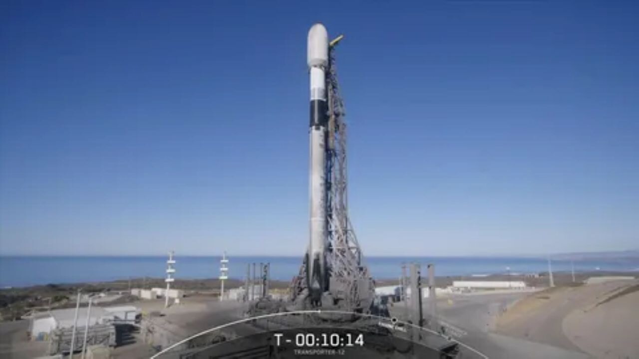 Milli uydu Fergani FGN-100-d2 uzayda