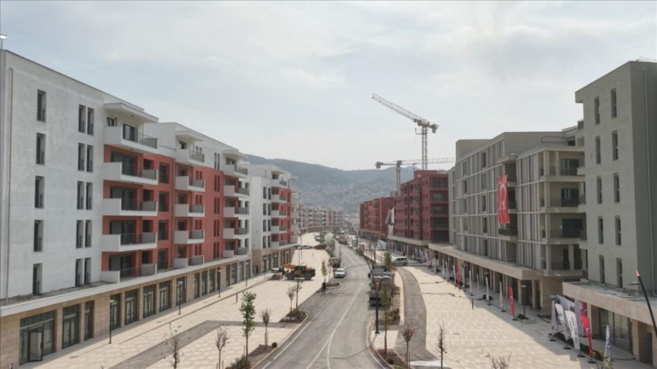 930 deprem konutunun hak sahipleri belirlendi