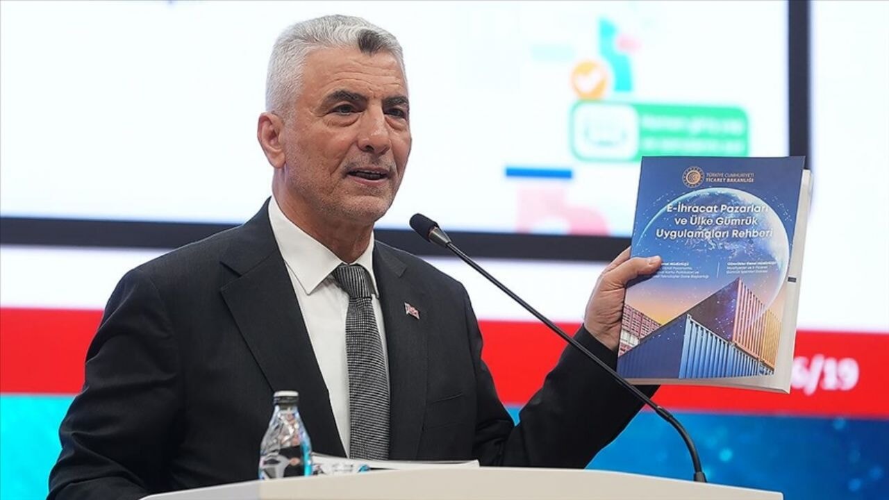 Bakan Bolat: e-ihracat destek paketi kredi programının müjdesini veriyoruz