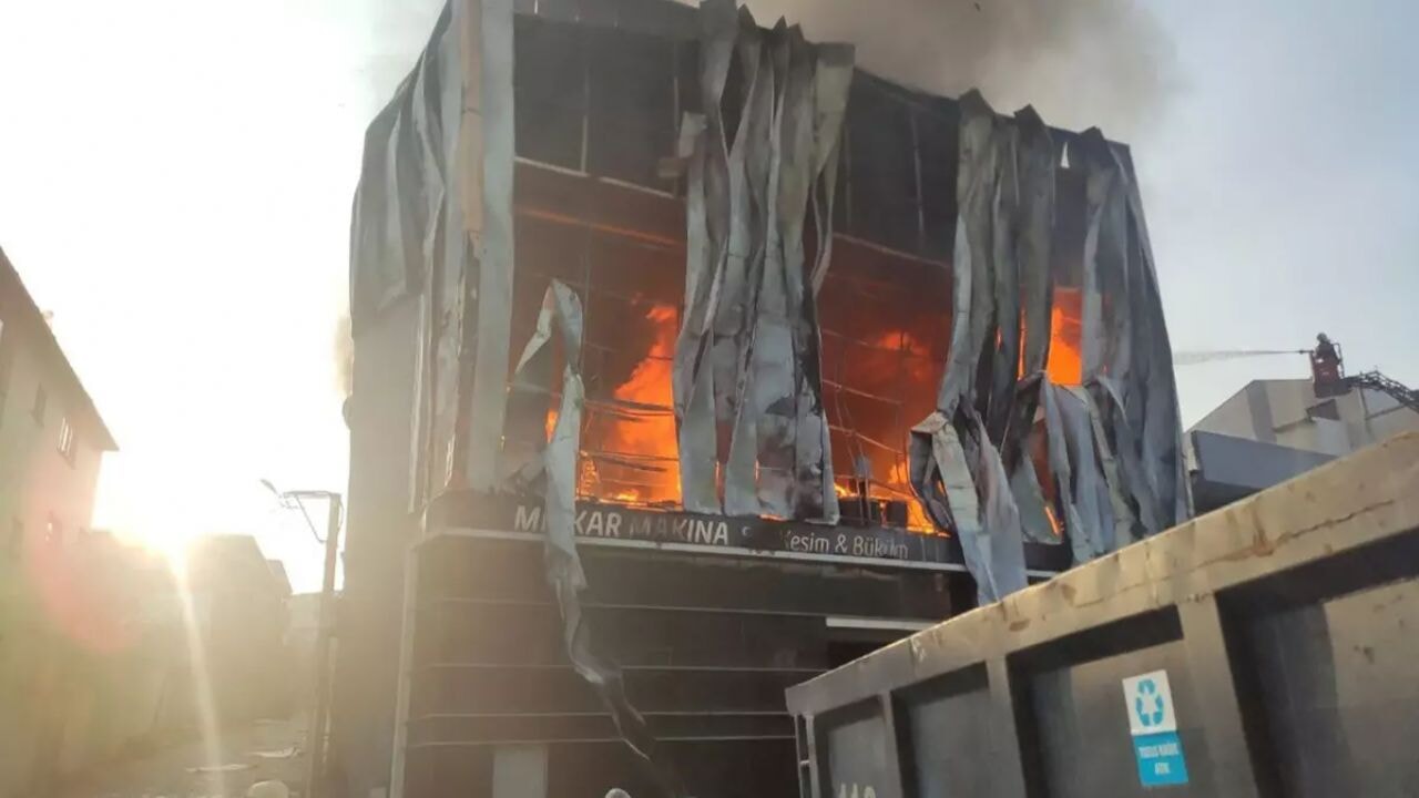 Kocaeli'de parfüm imalat deposunda dehşet!