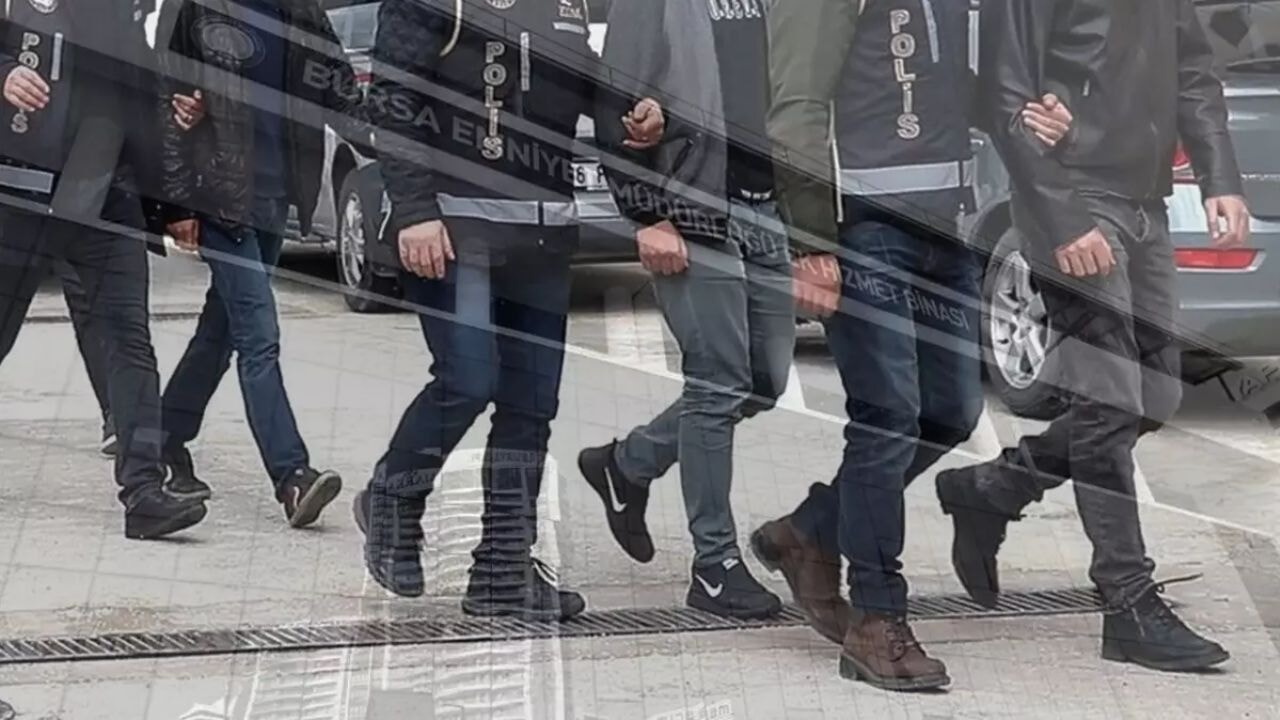 Bursa'da rüşvet soruşturması! CHP'li eski başkan dahil 3 kişi gözaltında