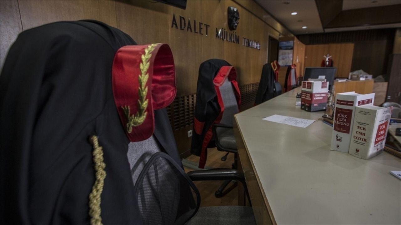 'CHP İstanbul İl Başkanlığı binası suç gelirleriyle alındı' iddiası