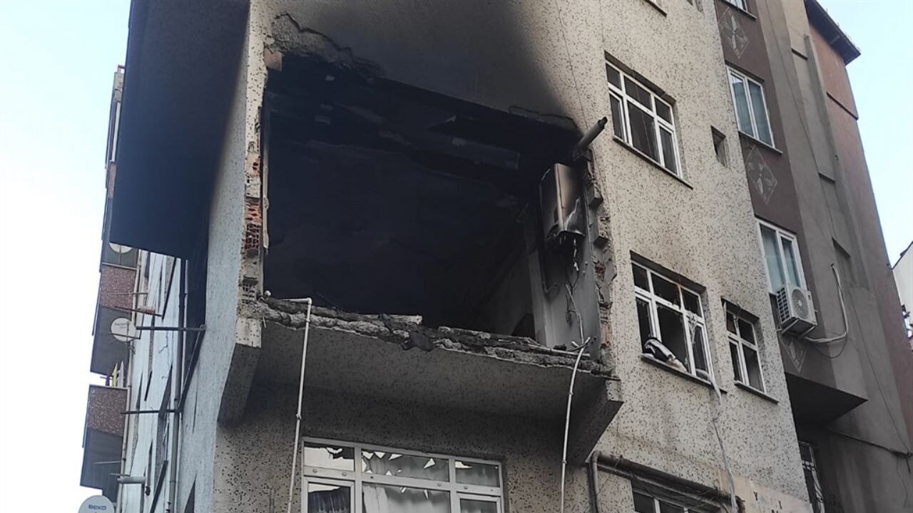 Patlamanın izleri gün aydınlanınca ortaya çıktı