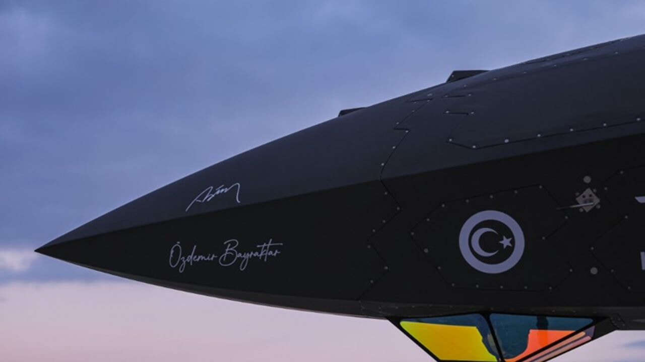 Dünyada ilk!.. Bayraktar KIZILELMA'ya hayalet göz