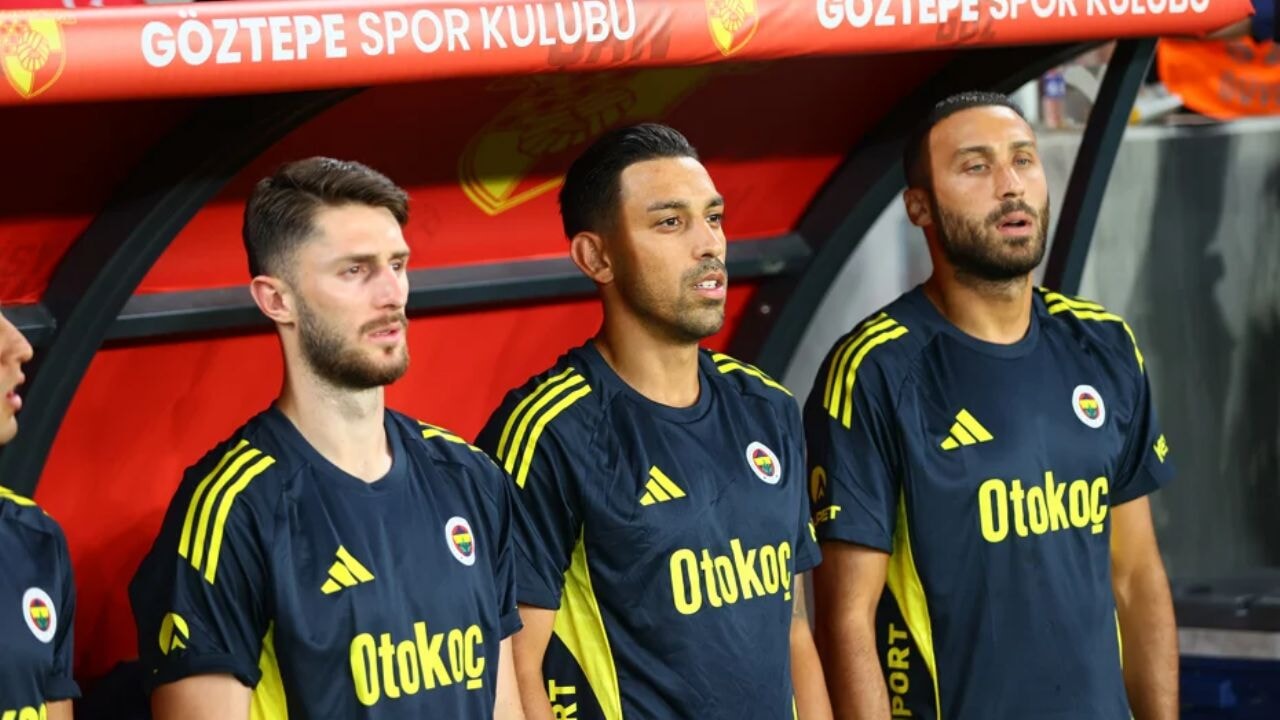 Cenk Tosun ve İrfan Can Kahveci neden kadro dışı bırakıldı?