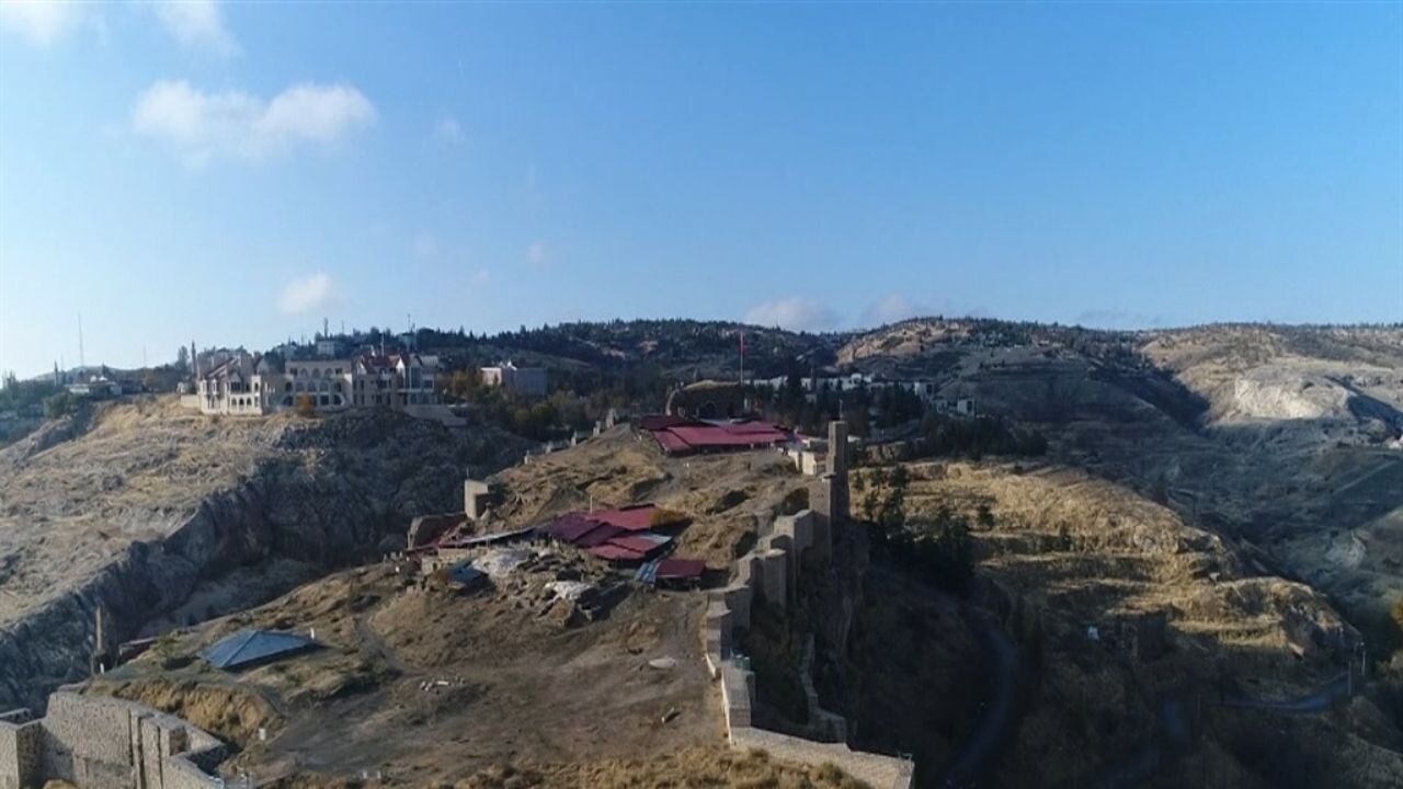 Harput Kalesi'nin gizli geçitleri ziyarete açıldı