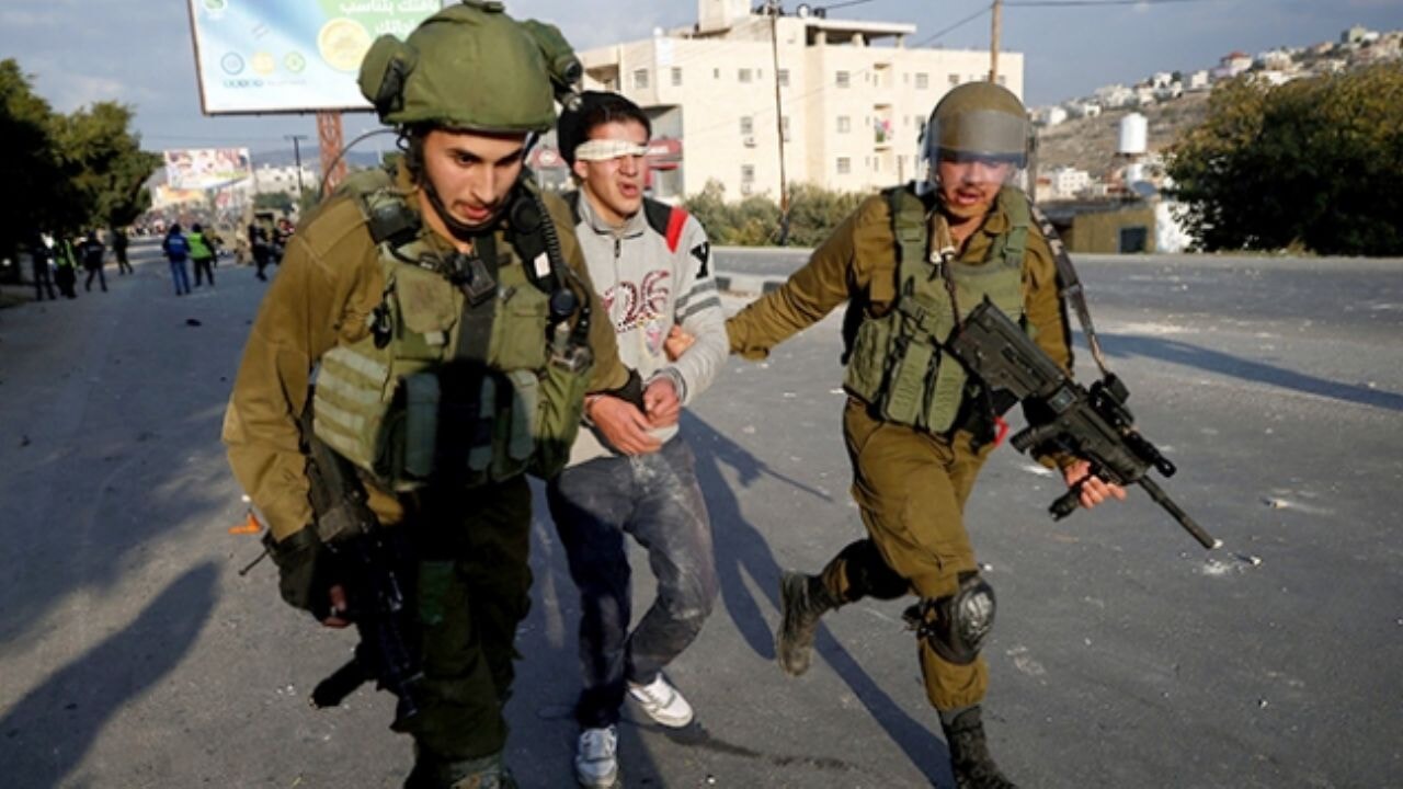 Alman gazetesine itiraf: İsrail askeri, Filistinlilere yapılan işkenceleri anlattı