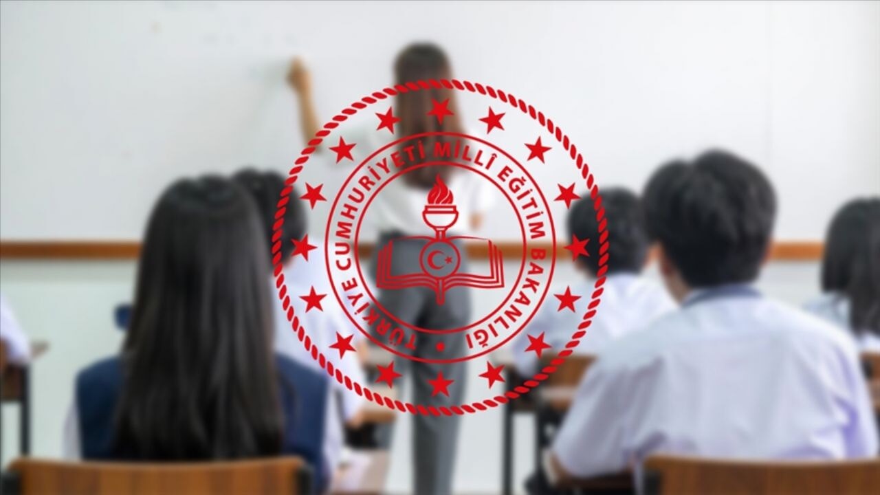 Bakan Tekin'den 10 bin öğretmen adayı alımına ilişkin açıklama