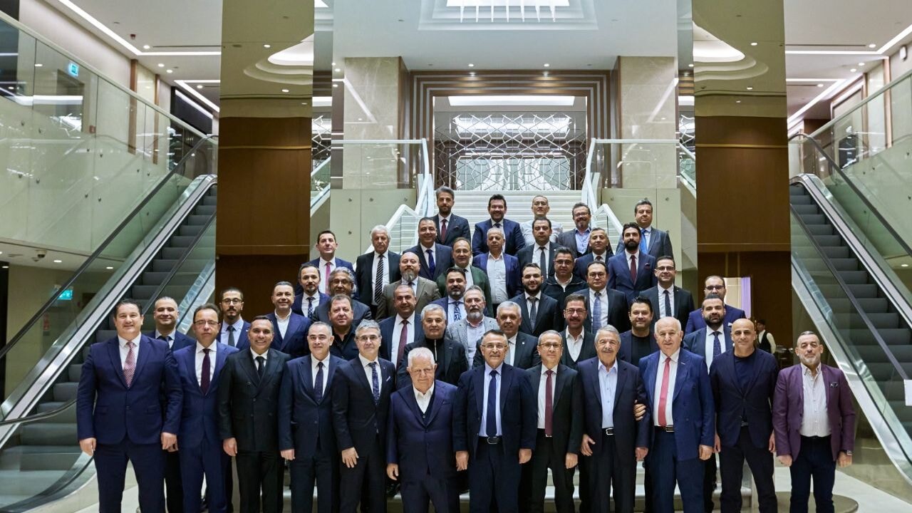 ANADOLU GÜÇBİRLİĞİ HOLDİNG, İLK ANA BAYİ TOPLANTISINI GERÇEKLEŞTİRDİ!