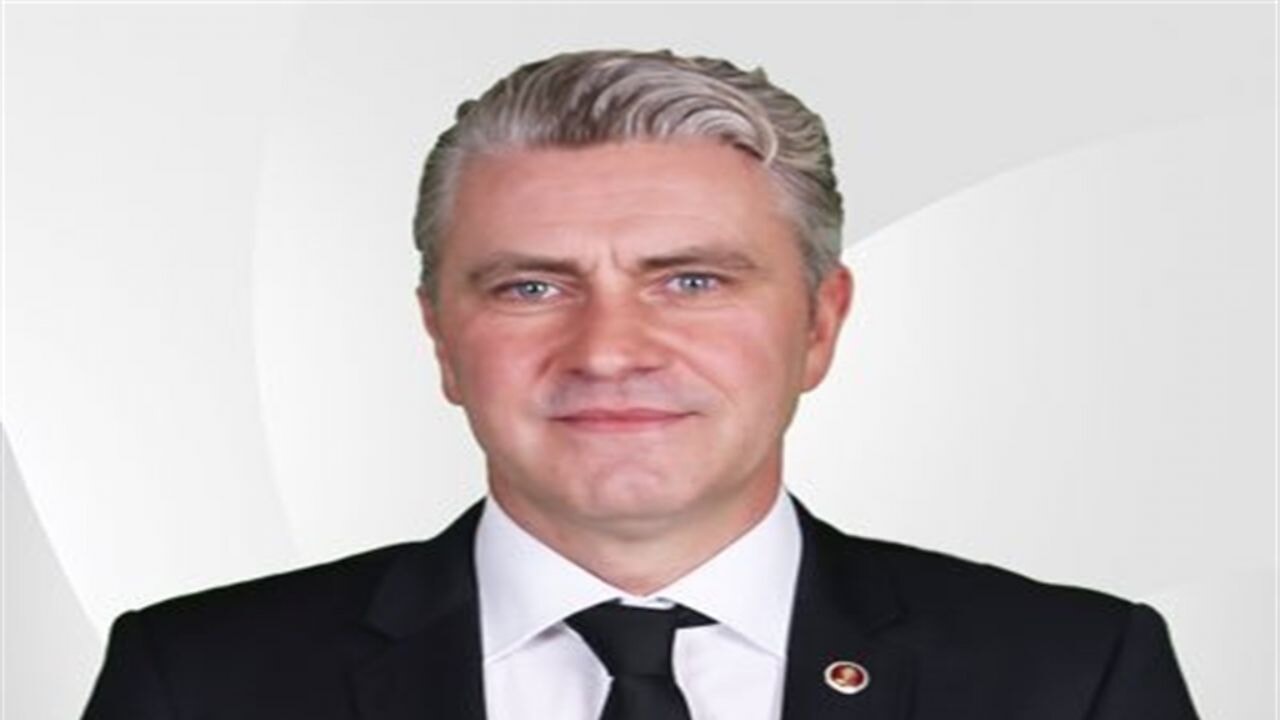 Sakaryaspor Başkanı Kıratlı'dan istifa açıklaması