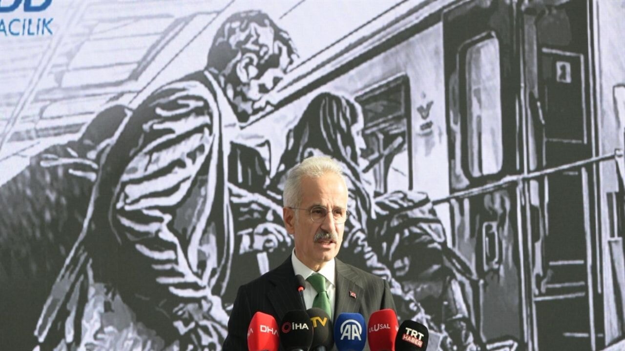 Bakan Uraloğlu: 113 gar ve istasyonda erişilebilirlik projesi hazırlandı