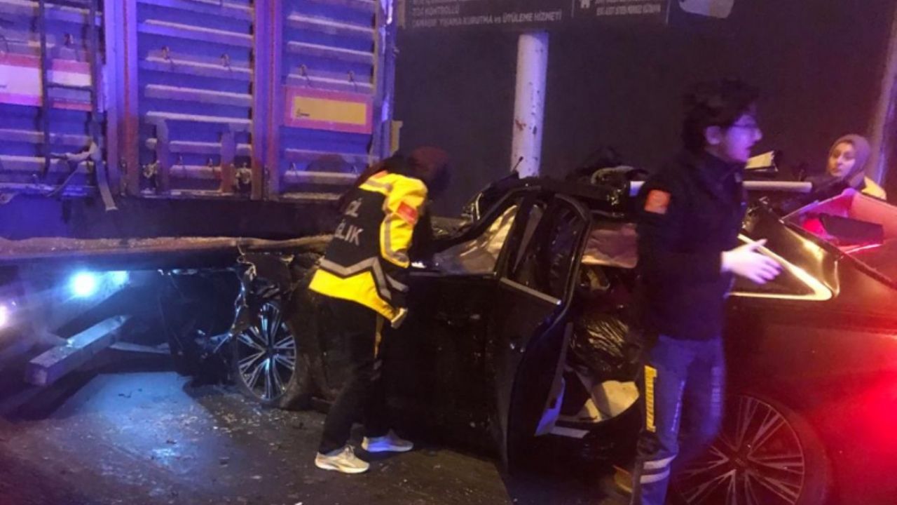 Kütahya-Tavşanlı yolunda korkunç ölümlü kaza