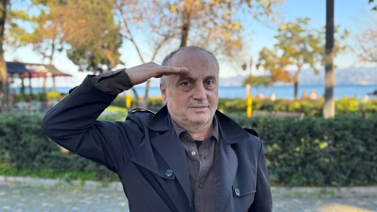 62 yaşında Türk vatandaşlığına geçti, askere çağrıldı