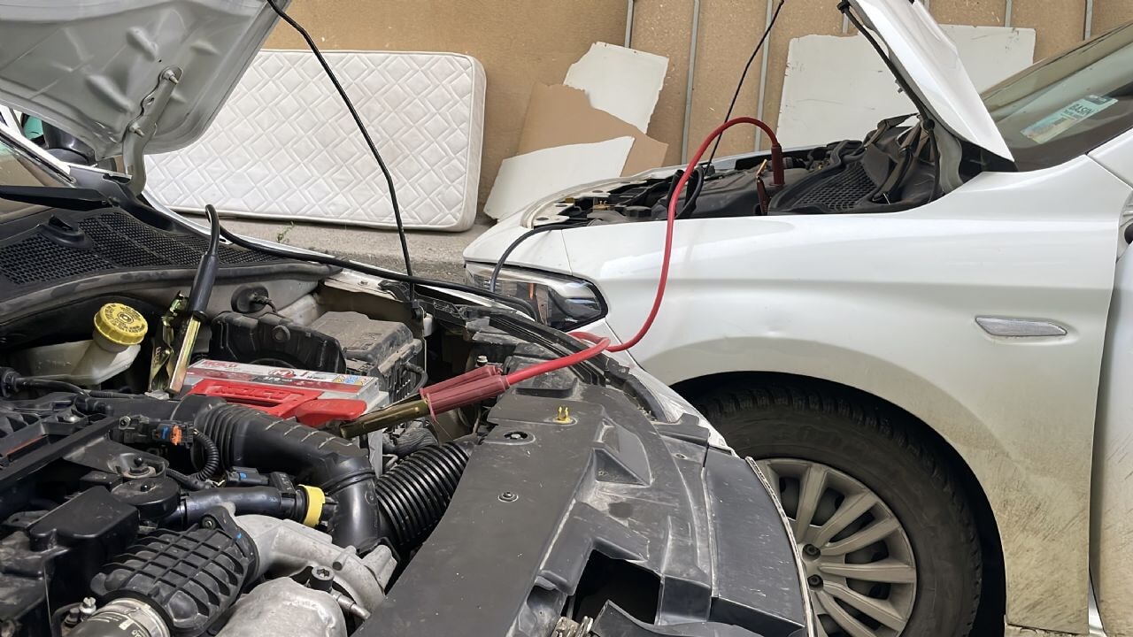 Araç sahiplerine kritik uyarı: Akü bittiğinde bu hatayı yapmayın