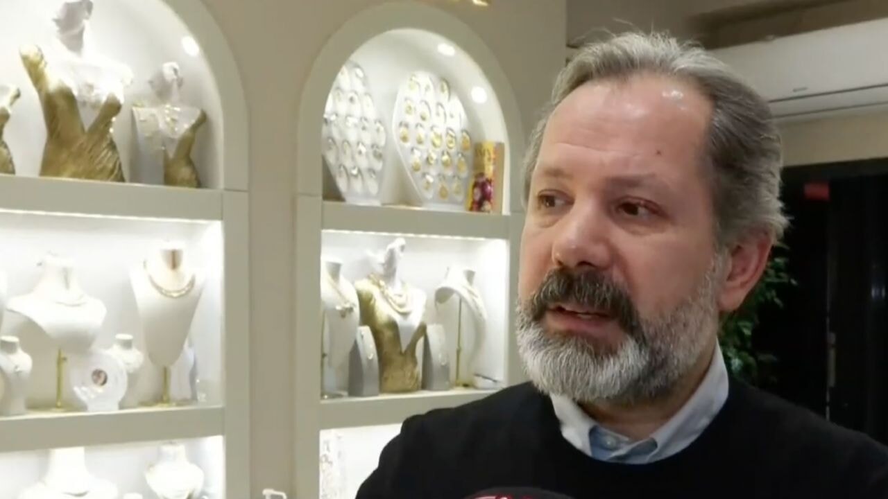 İslam Memiş^ten altın analizi: 'Kritik kararlar geliyor'