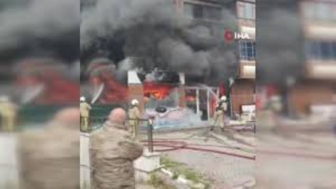 Evde yalnız bırakılan çocukları alevler sardı