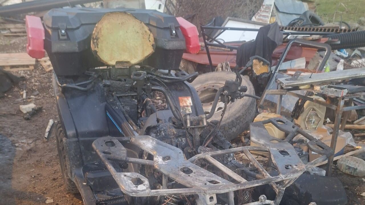 Ankara'da 4 araç kundaklandı