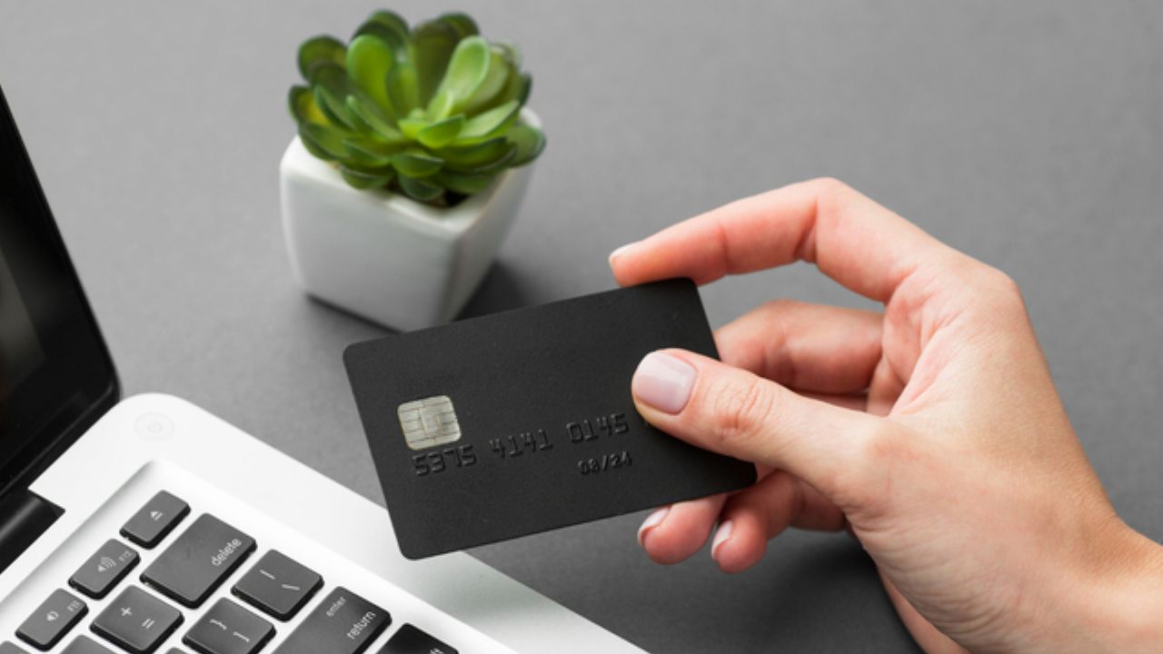 Merkez Bankası kredi kartı faizini düşürdü