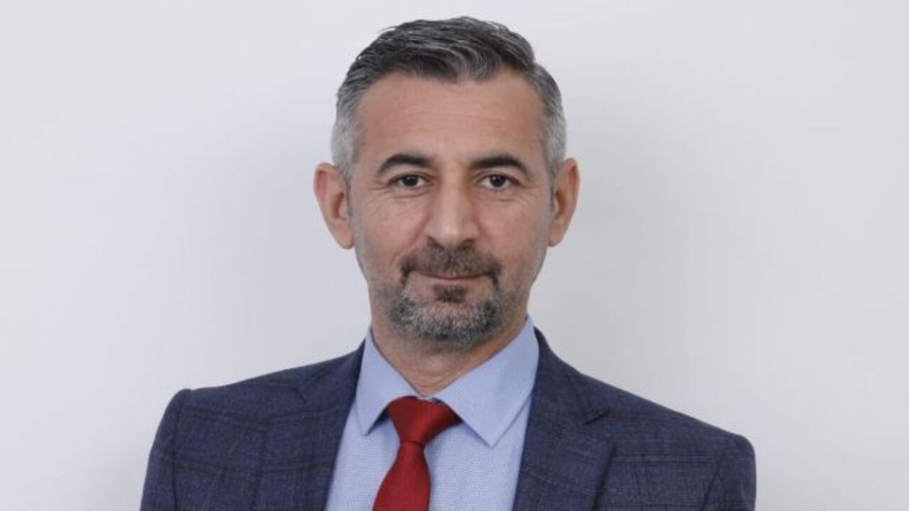 İlkay Şimşek'in Bilişim Sektöründen Siyasete Uzanan Yolculuğu