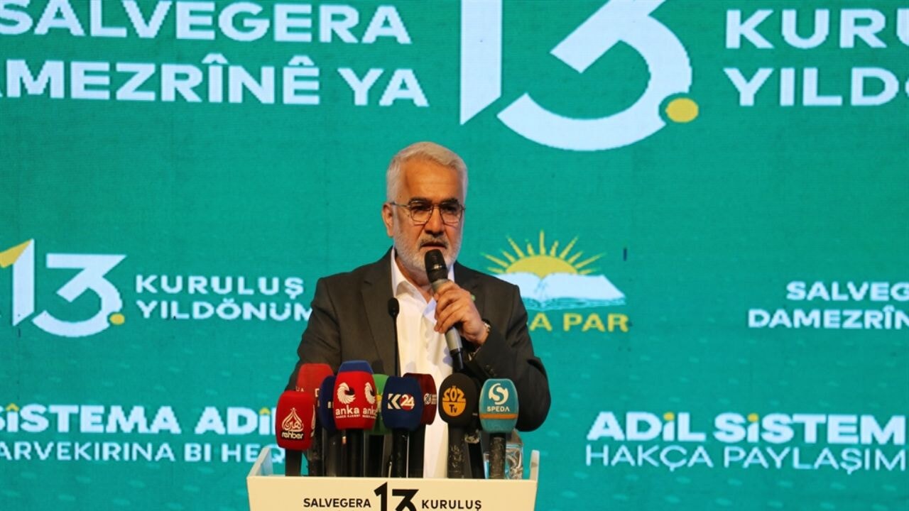 HÜDAPAR lideri Yapıcıoğlu'dan silahla arasına mesafe koyanlarla ilgili teklif