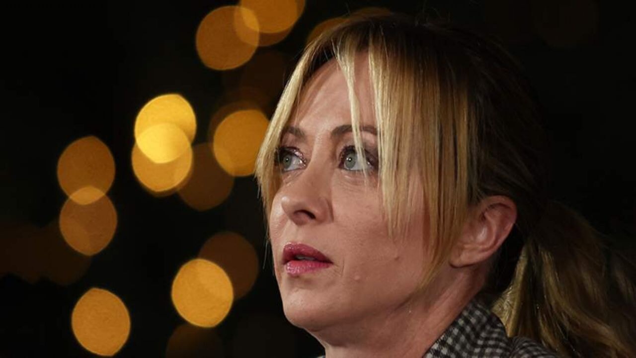 Meloni'den kötü haber: '2026 daha da zor olacak'