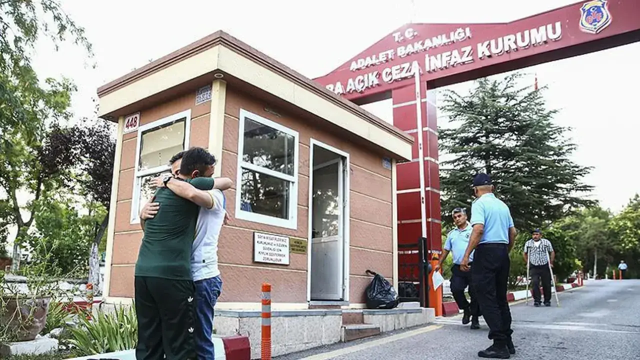 Tahliyeler başladı!.. Bakan Tunç'tan '11. Yargı Paketi' açıklaması