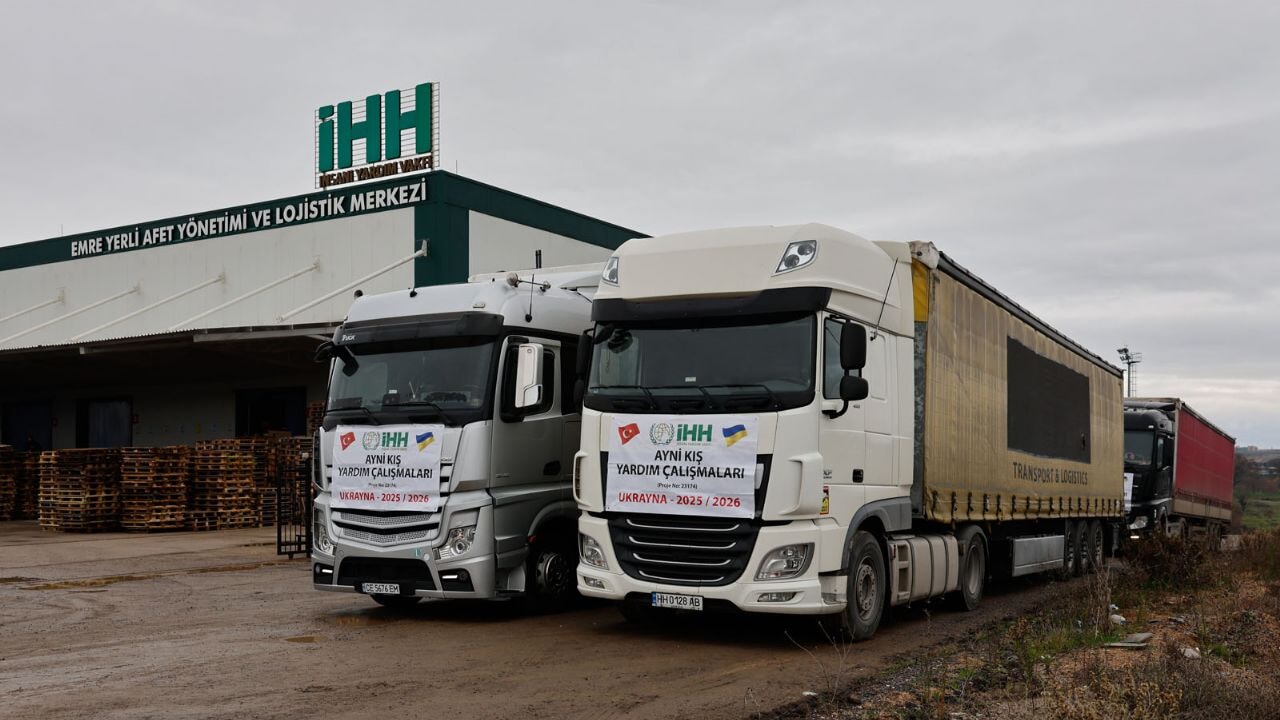İHH savaş mağduru Ukraynalılara 4 tır yardım gönderiyor