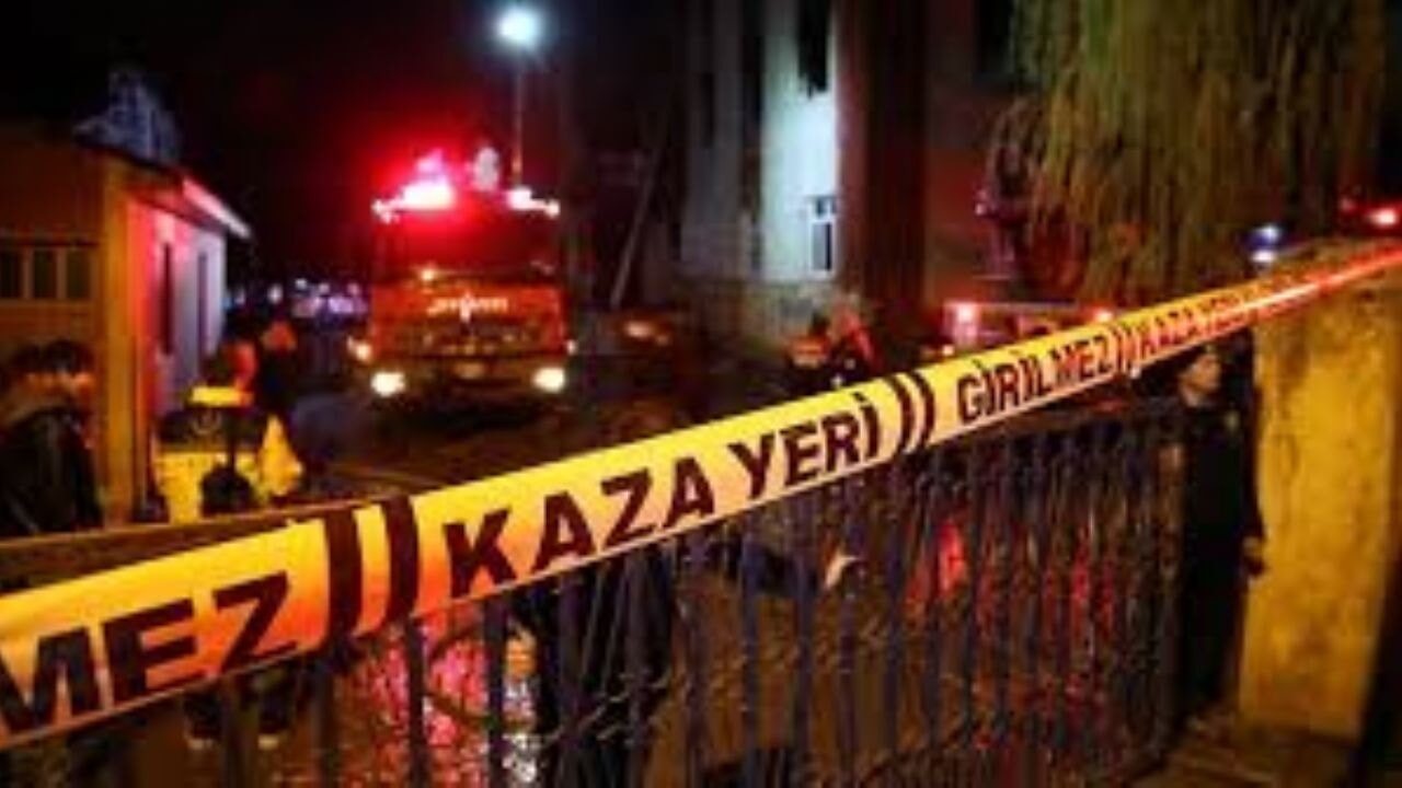 Mersin'de sabah saatlerinde yangın faciası ölüm getirdi