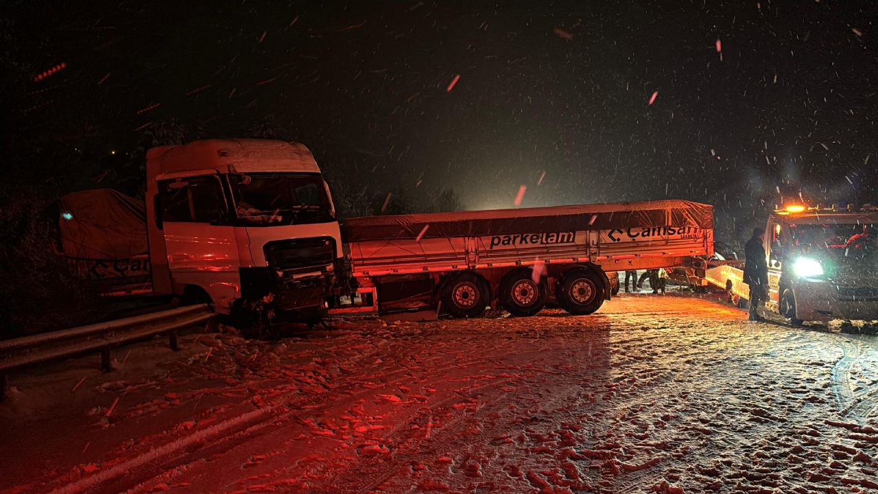 TEM Bolu geçişinde korkutan kaza
