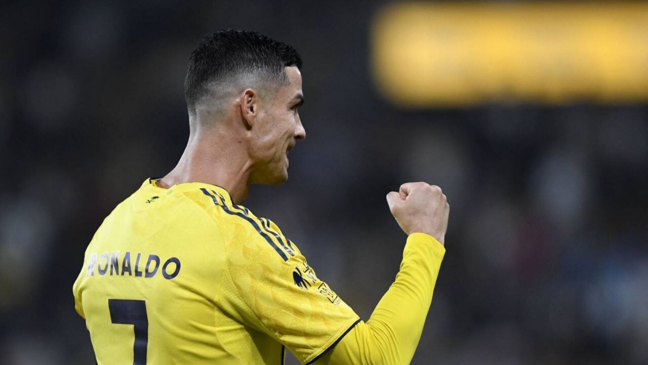 Ronaldo'nun futbolu bırakmaya niyeti yok