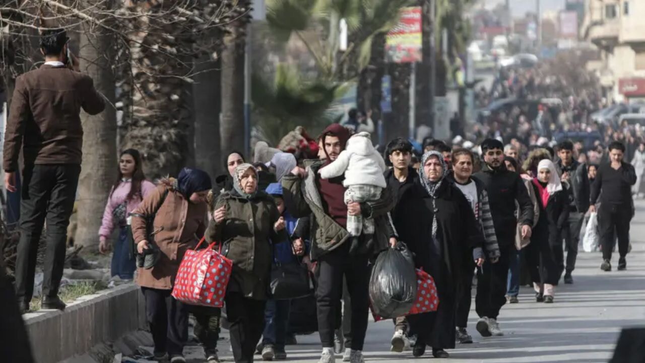 Halep'te SDG/PKK terörü! Mahalleler boşaltılıyor..
