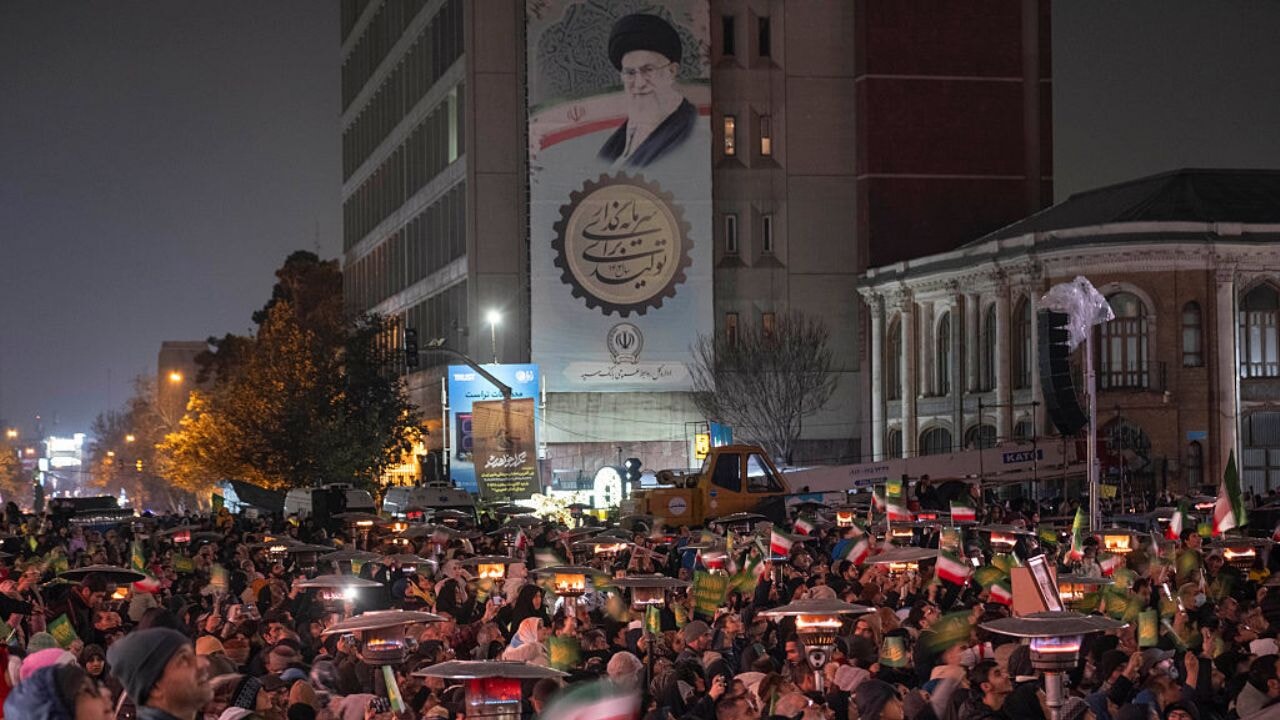 İran'da ölü sayısı artıyor; Tahran savcısı uyardı