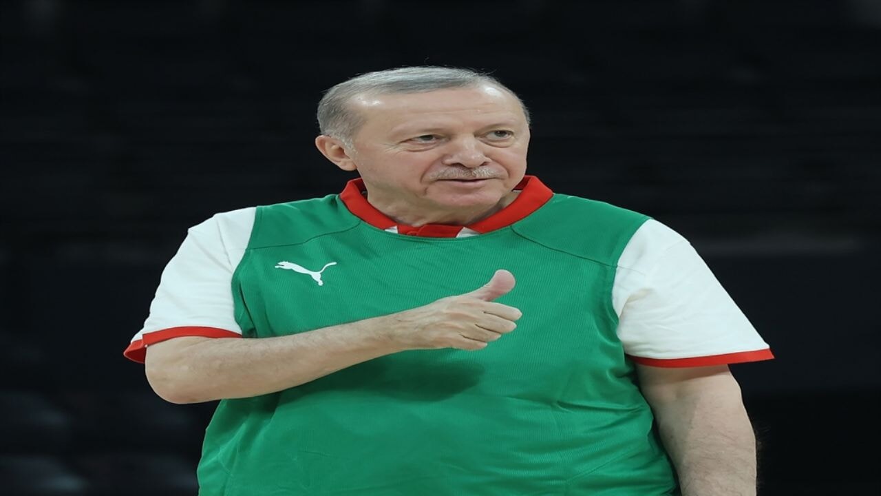 'O'Neal, 34 numara giyiyormuş...'