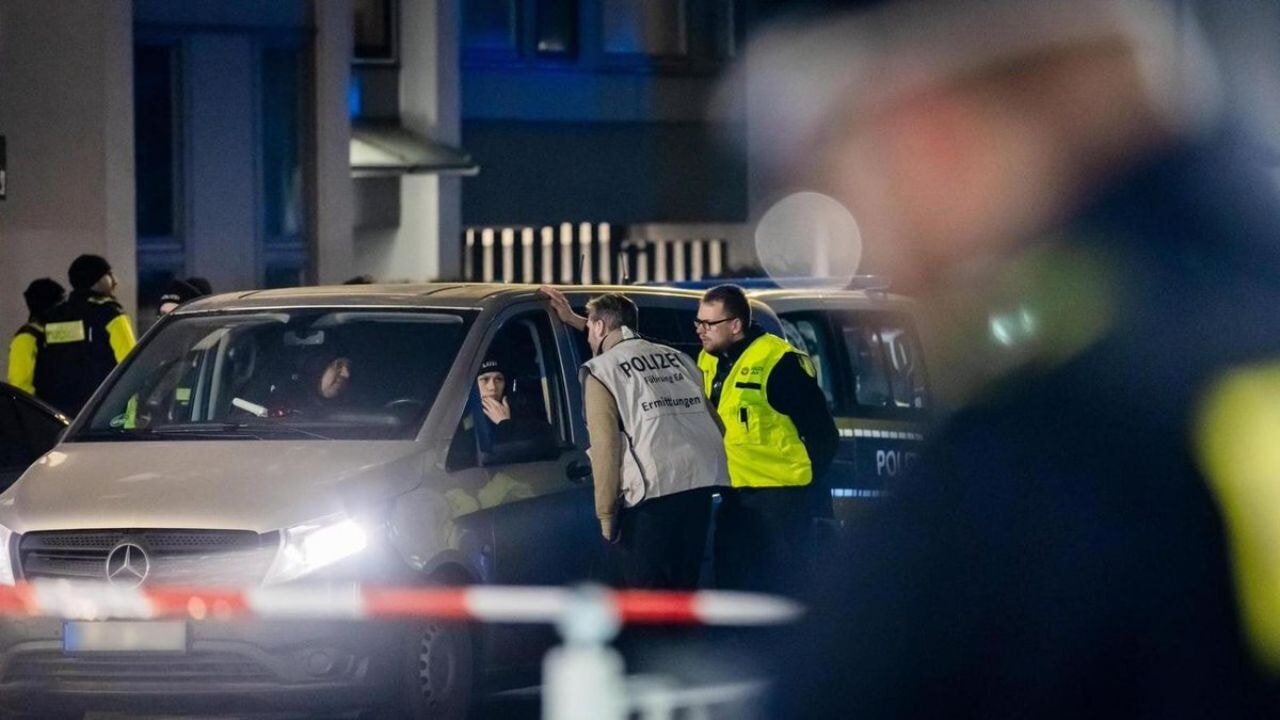 Berlin'de silahlı saldırı: 2'si ağır 5 yaralı