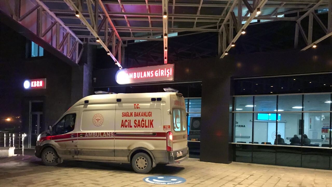 Babasına ait otomobilde ölü bulundu